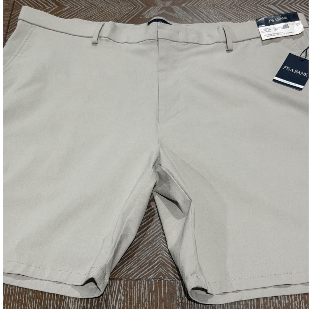 Jos A Bank Mens Warp Stretch Shorts Khaki Tan Tailored Fit 42 26J2S00013 NEW